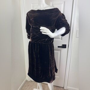 Danny Nguyen Couture Vintage Elegant Brown Velvet Dress. H19